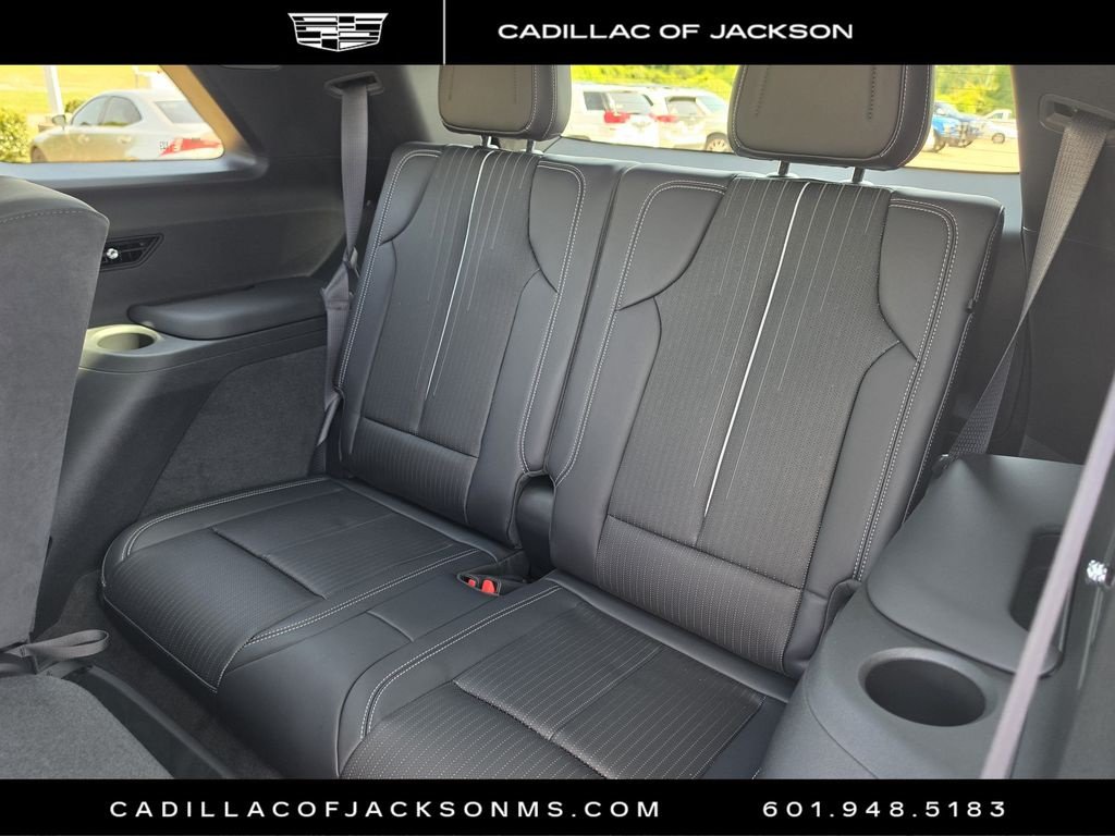 New 2027 Cadillac Vistiq Luxury w/ LPO, Floor Liner Package AWD/4WD image 19