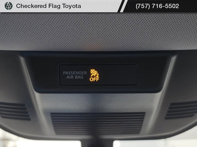 Used 2023 Nissan Rogue S image 21