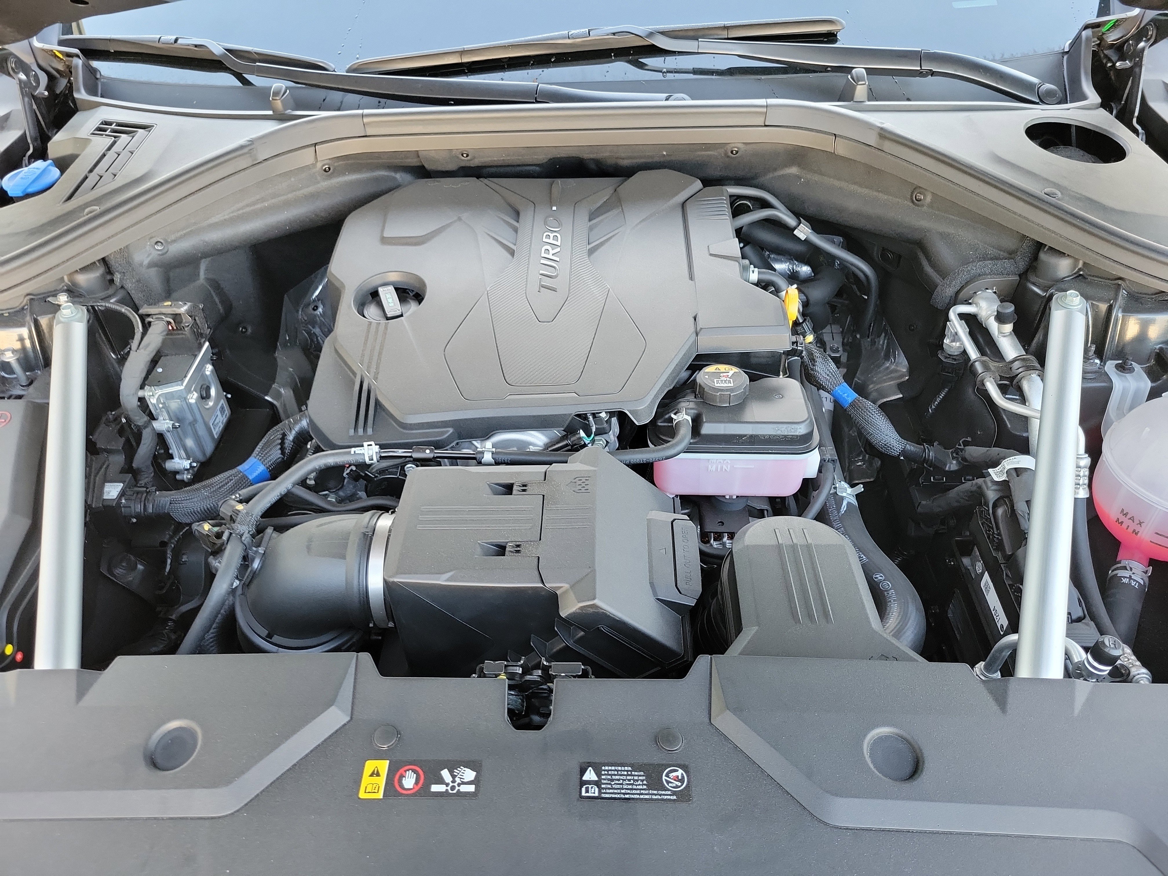 Certified 2026 Genesis GV70 2.5T Advanced image 25