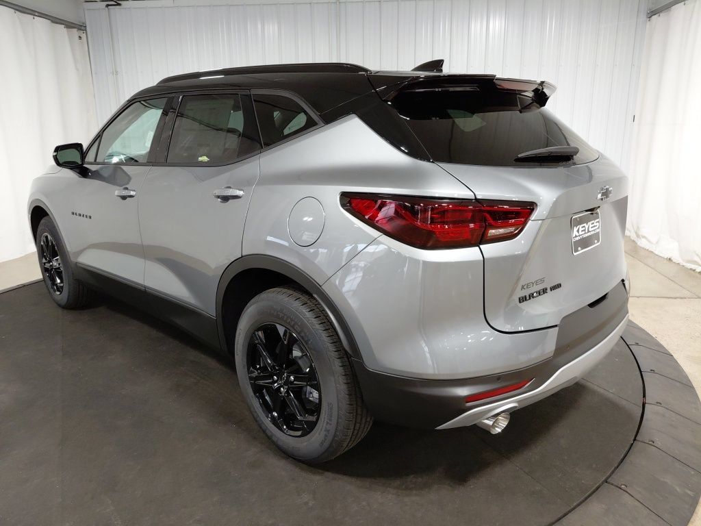 New 2026 Chevrolet Blazer LT w/ Sound & Technology Package AWD/4WD image 6