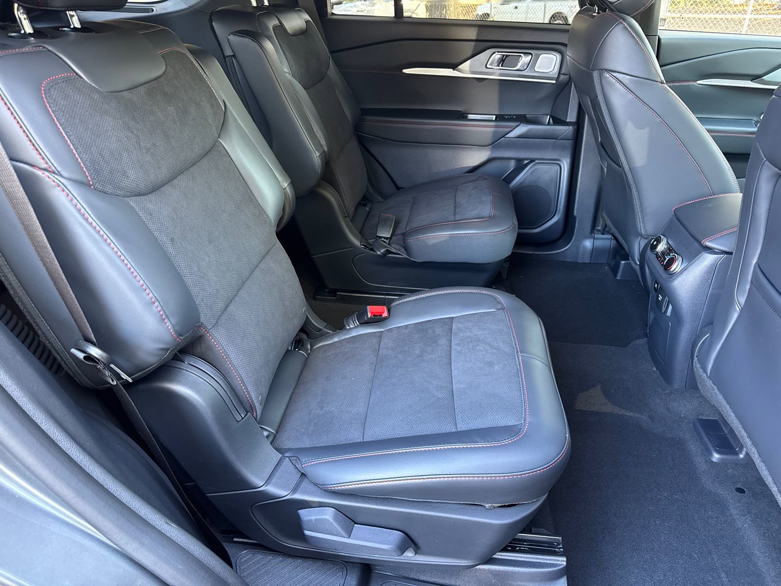 New 2026 Ford Explorer ST image 15