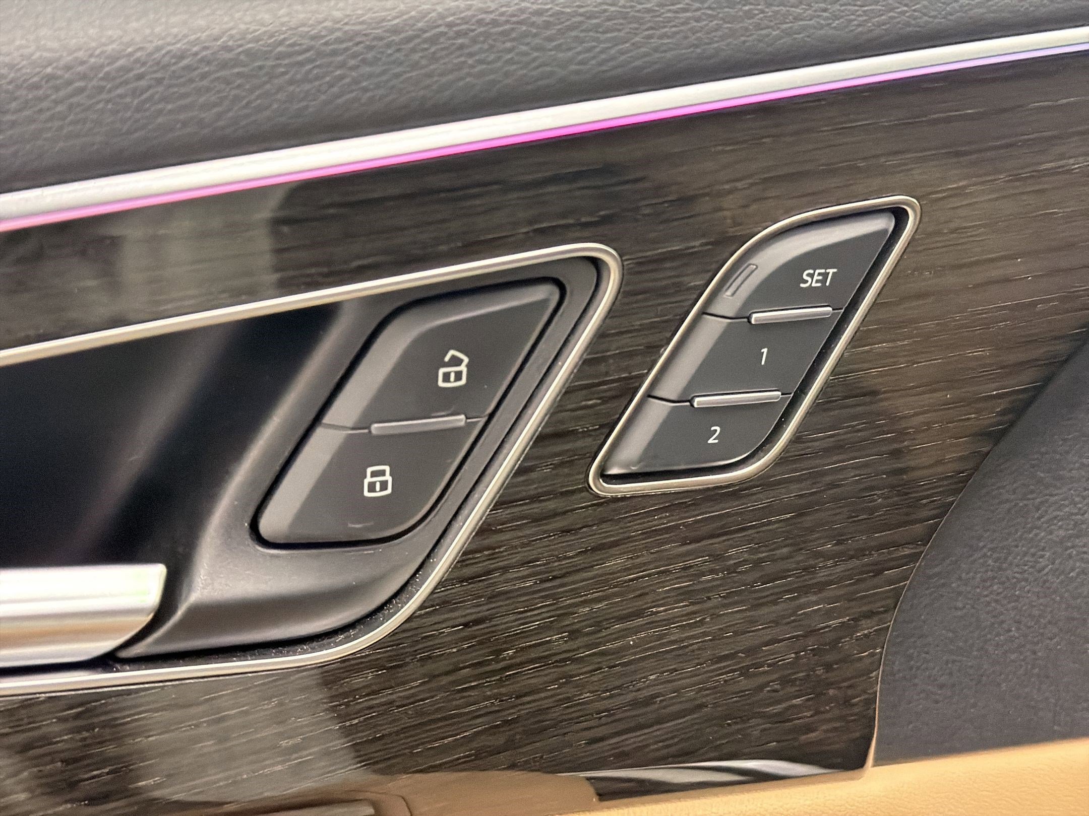 Used 2023 Audi Q8 Premium Plus image 12