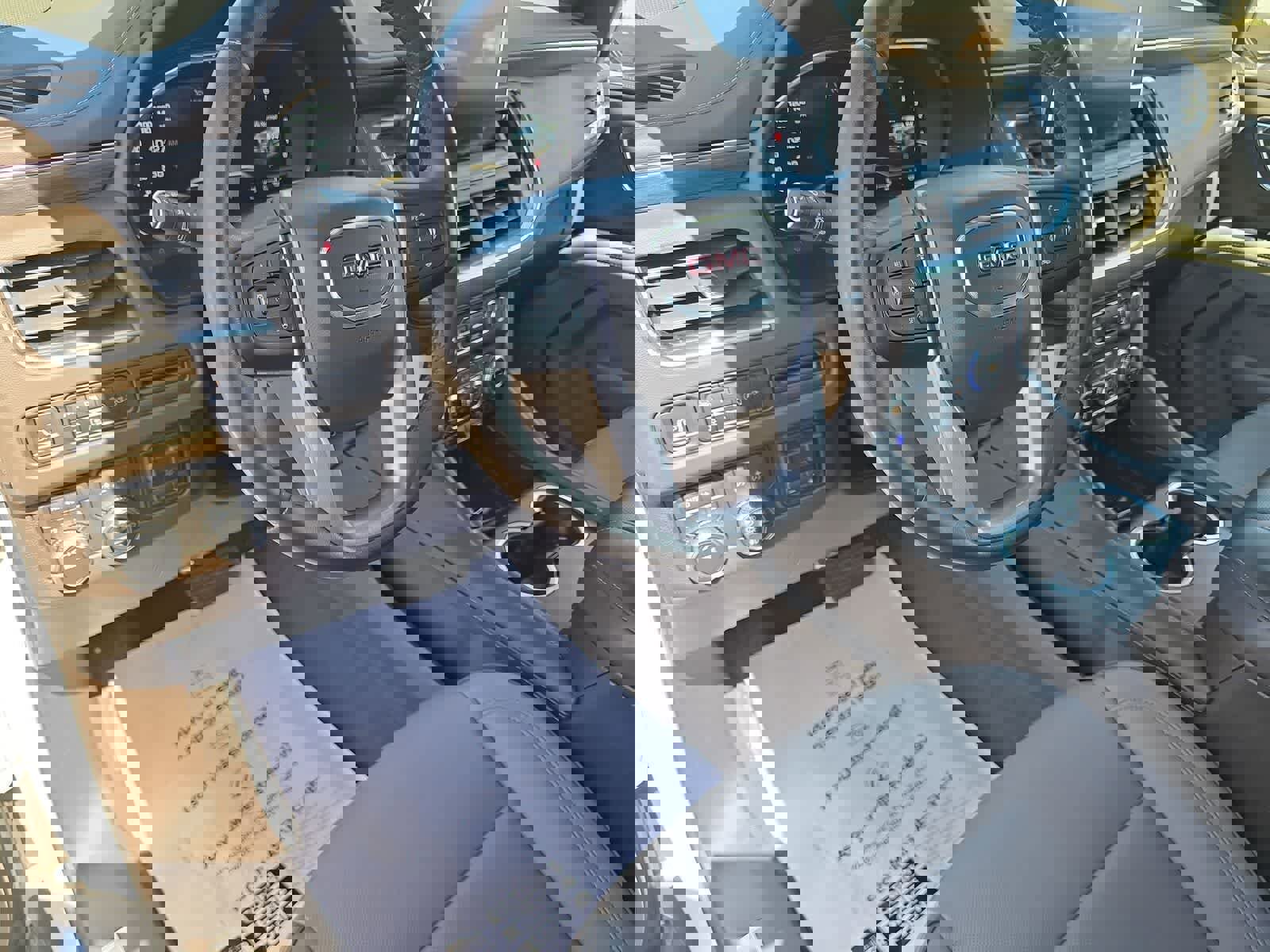 Used 2022 GMC Yukon XL SLT w/ SLT Premium Package AWD/4WD image 17