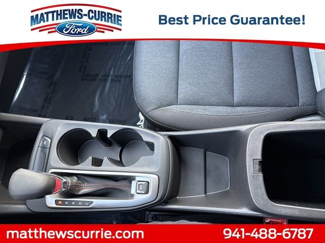 Used 2025 Chevrolet Trax RS w/ Sunroof Package image 19