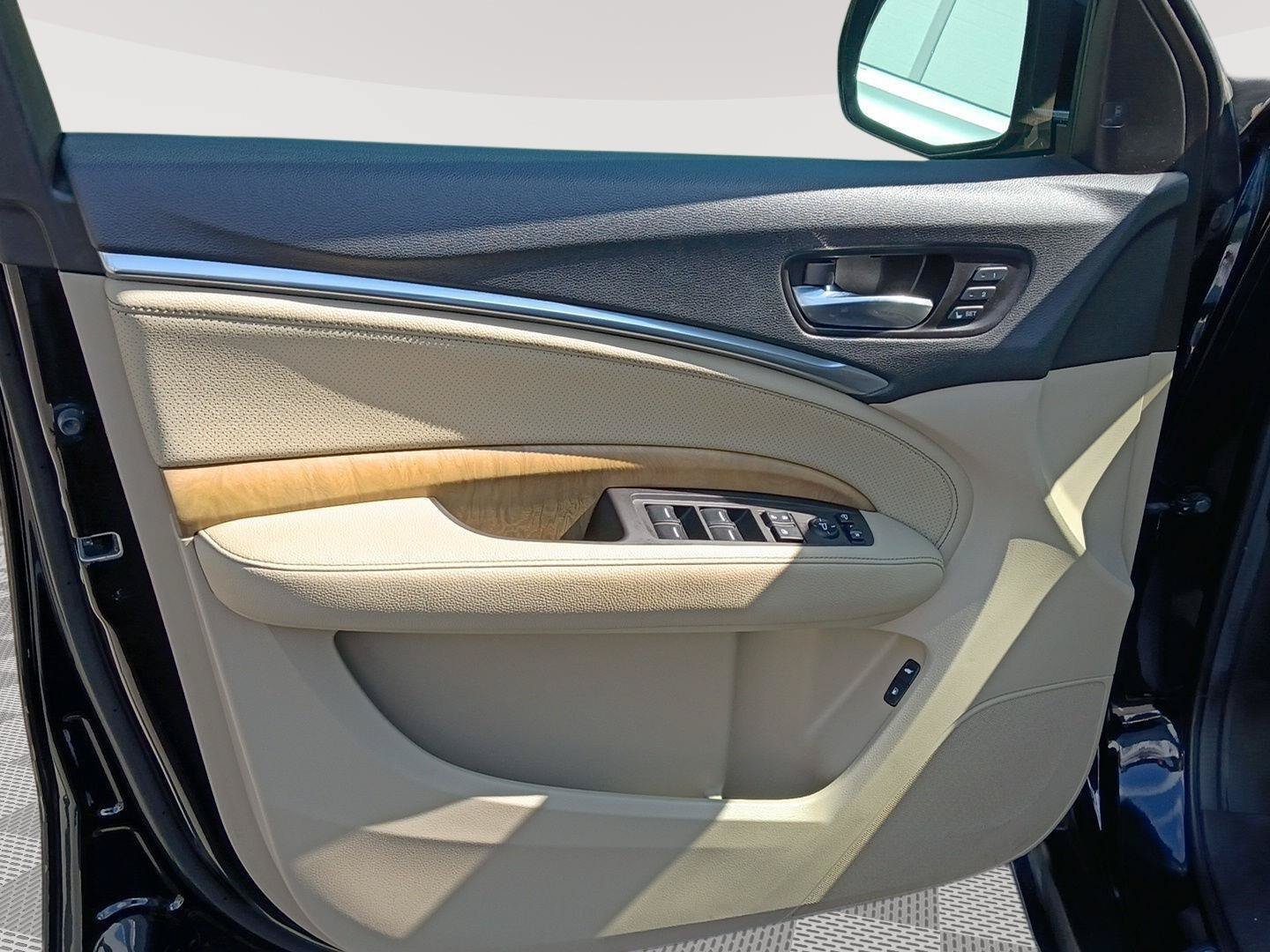 Used 2019 Acura MDX w/ Technology Package FWD image 9