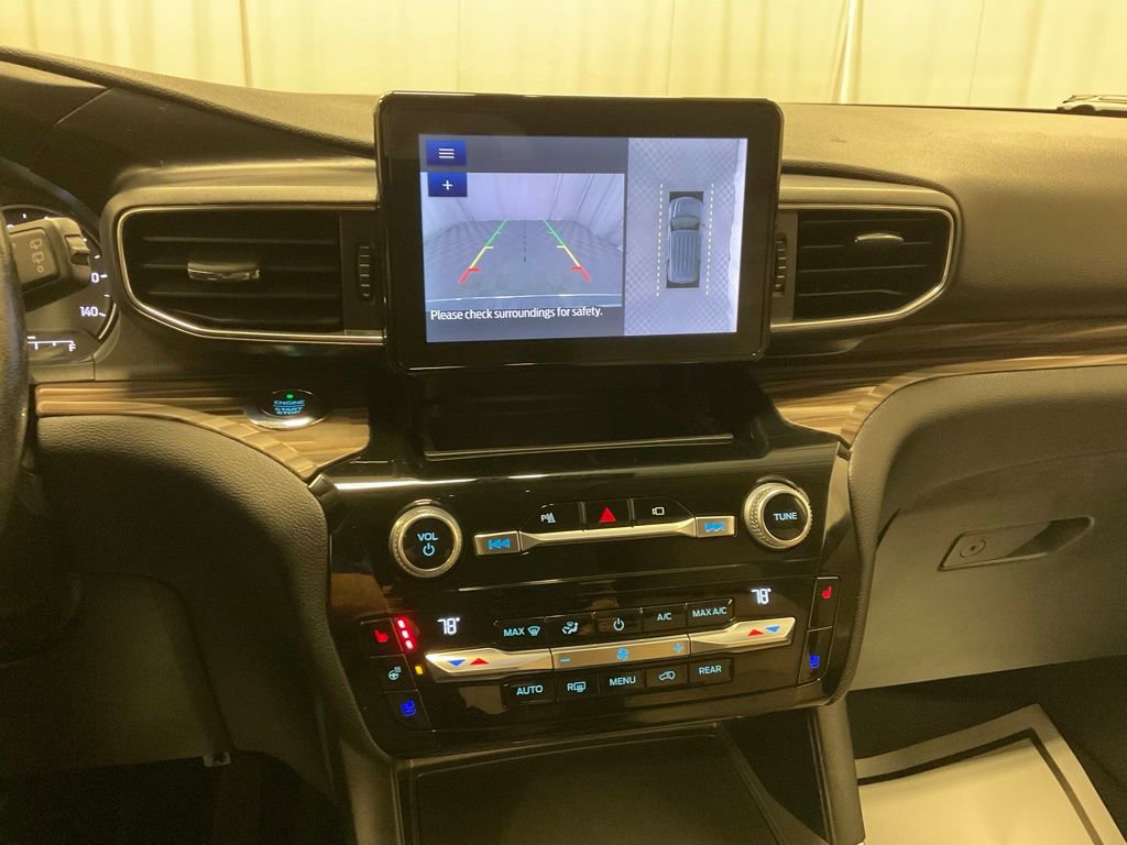 Used 2021 Ford Explorer Limited w/ Equipment Group 301A image 15