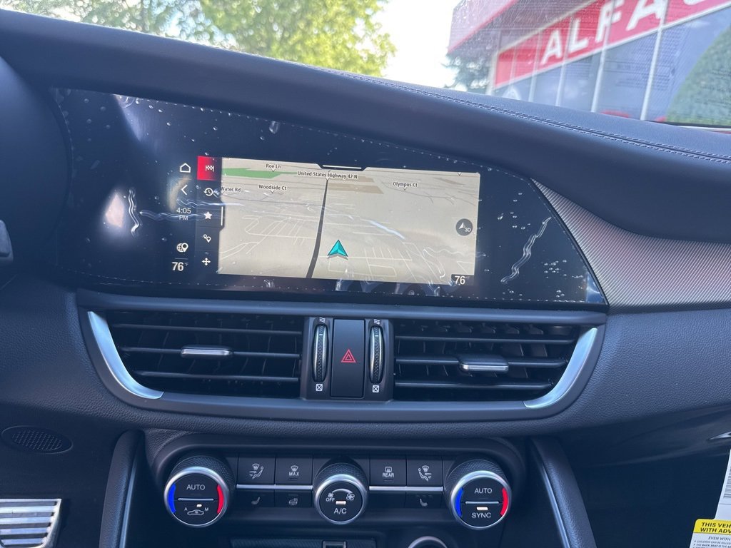 New 2025 Alfa Romeo Giulia AWD w/ Driving Assist Package image 15