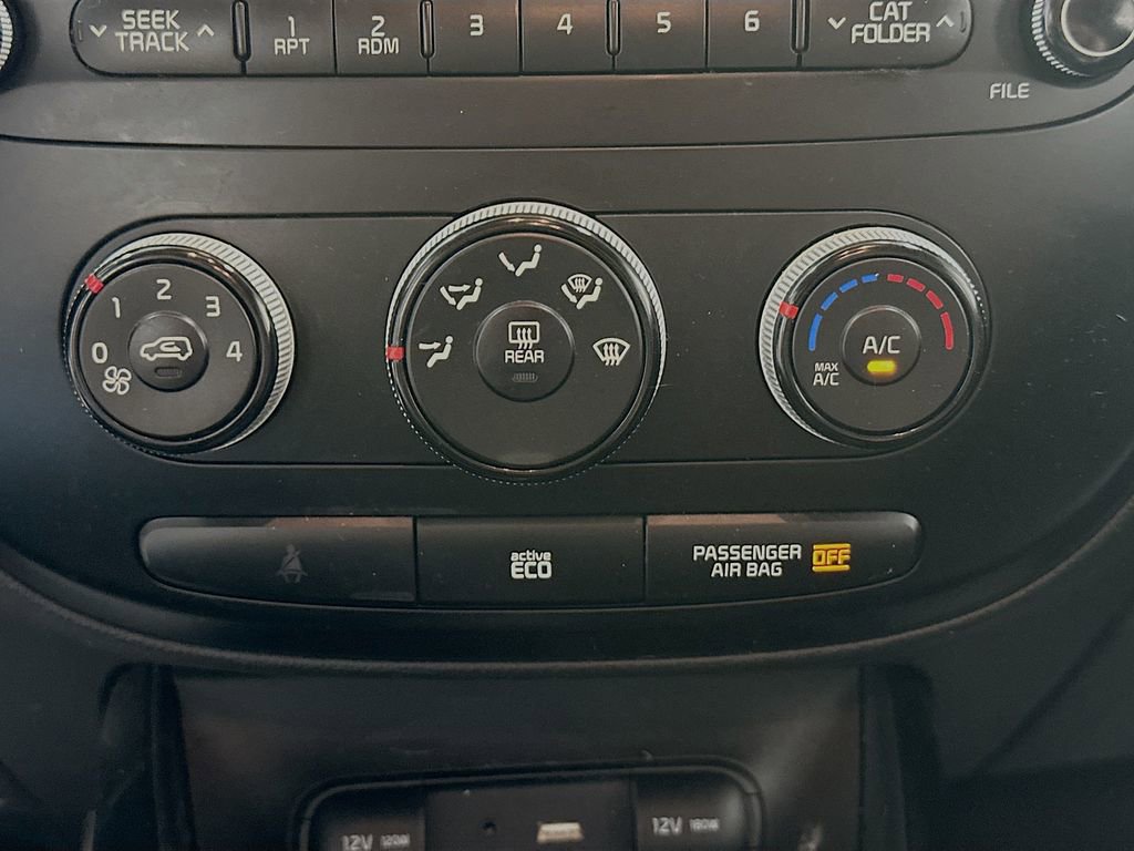 Used 2016 Kia Soul FWD image 15