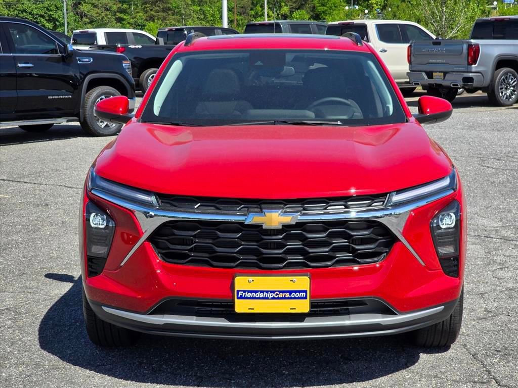 New 2026 Chevrolet Trax LT w/ Sunroof Package FWD image 17