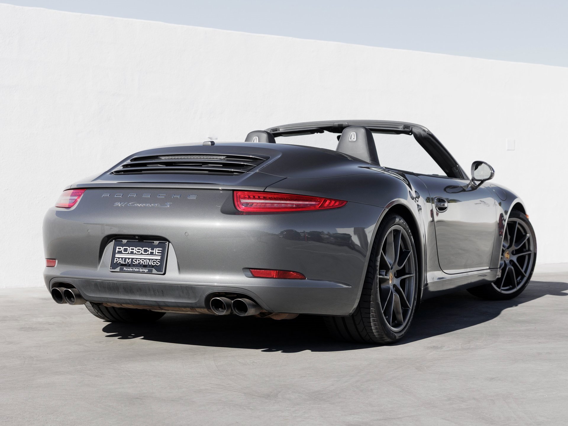 Used 2016 Porsche 911 Carrera S image 7