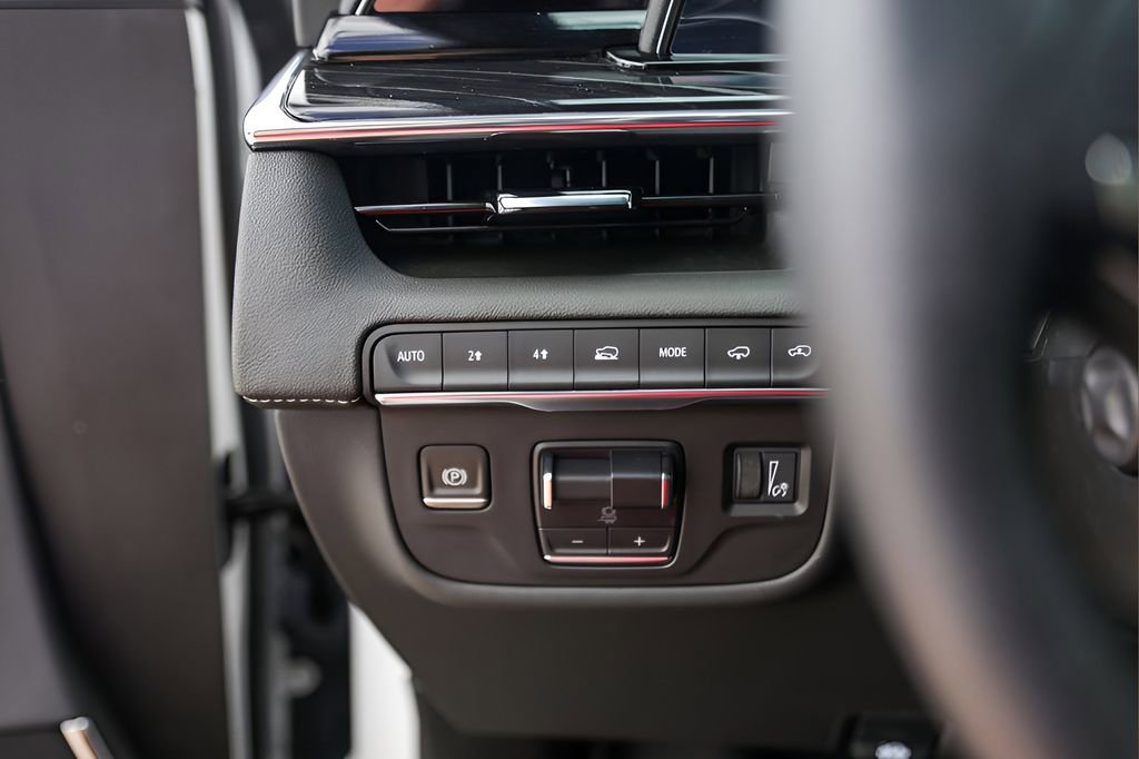 Used 2024 Cadillac Escalade Sport w/ Touring Package image 15