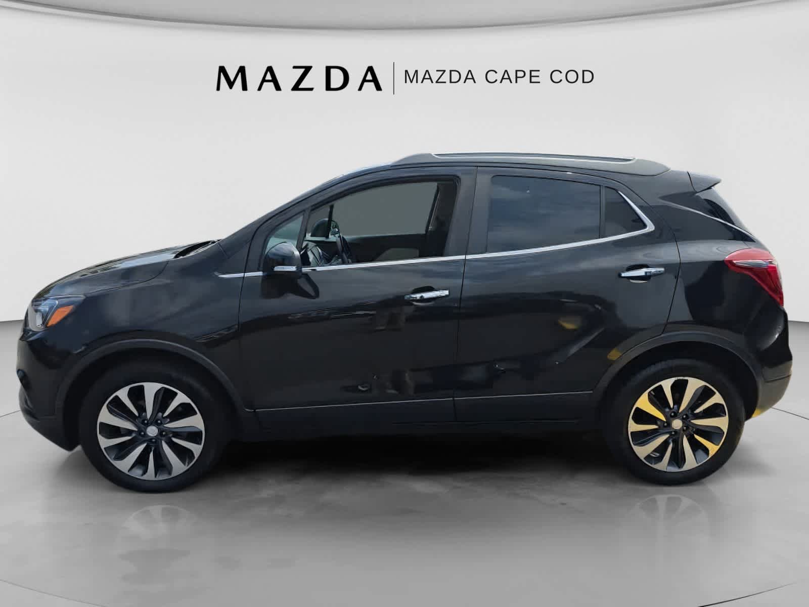 Used 2019 Buick Encore Essence w/ Safety Package II AWD/4WD image 9
