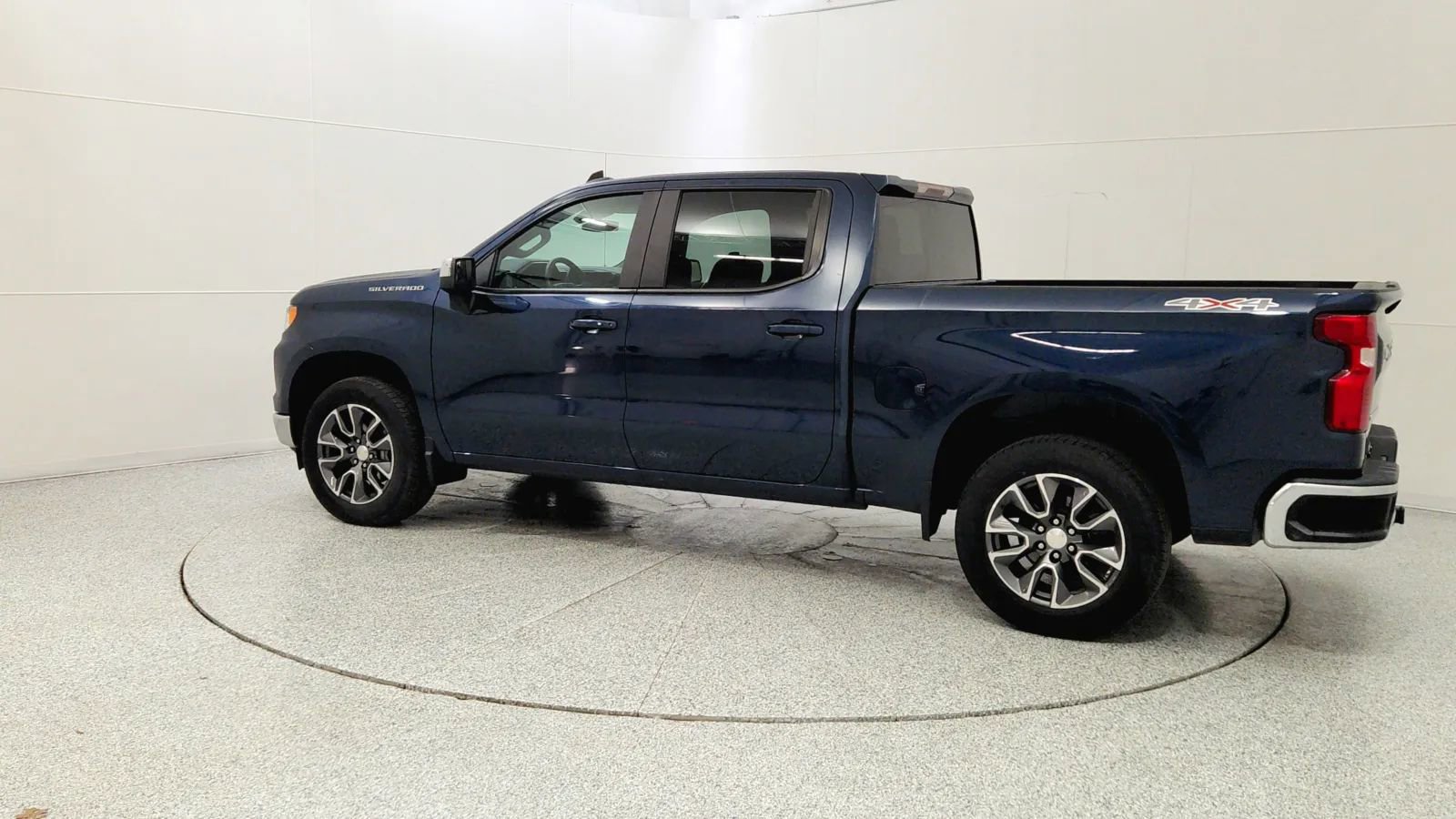 Used 2022 Chevrolet Silverado 1500 LT image 5