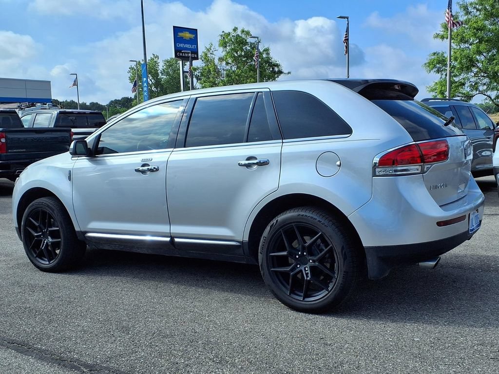 Used 2013 Lincoln MKX AWD image 5