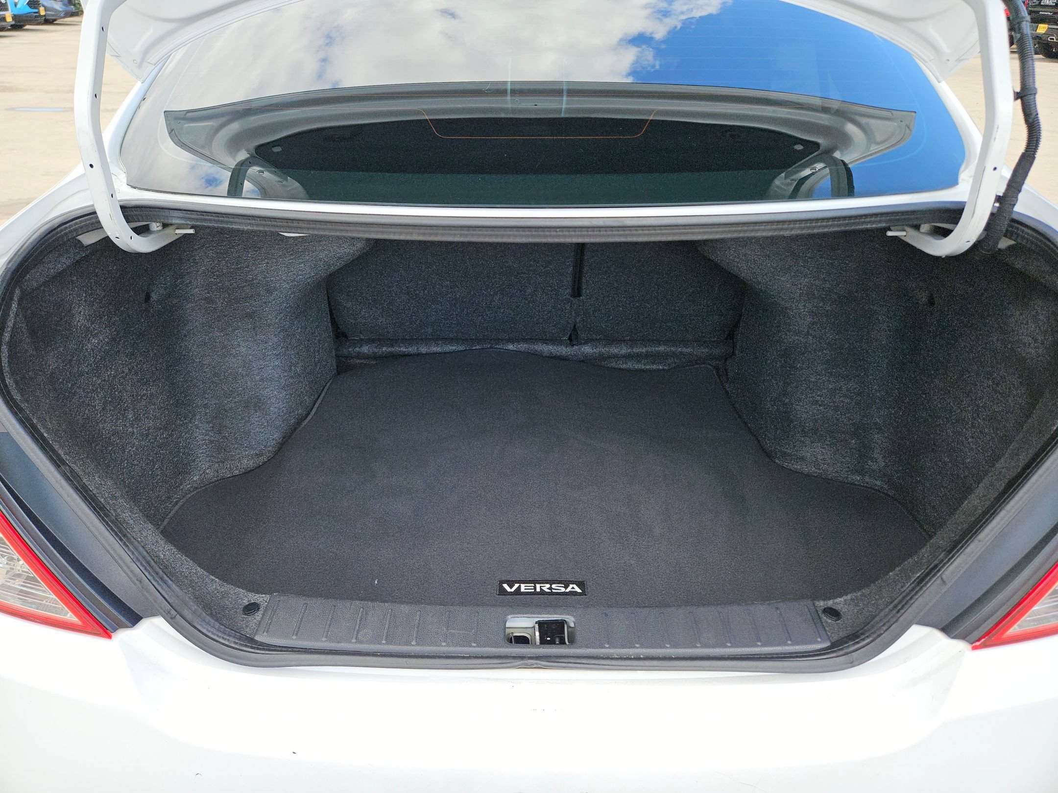 Used 2019 Nissan Versa SV FWD image 25