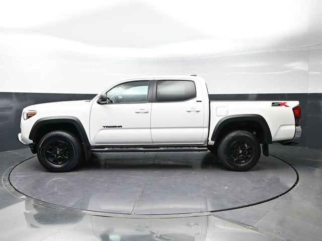 Used 2023 Toyota Tacoma SR5 AWD/4WD image 9