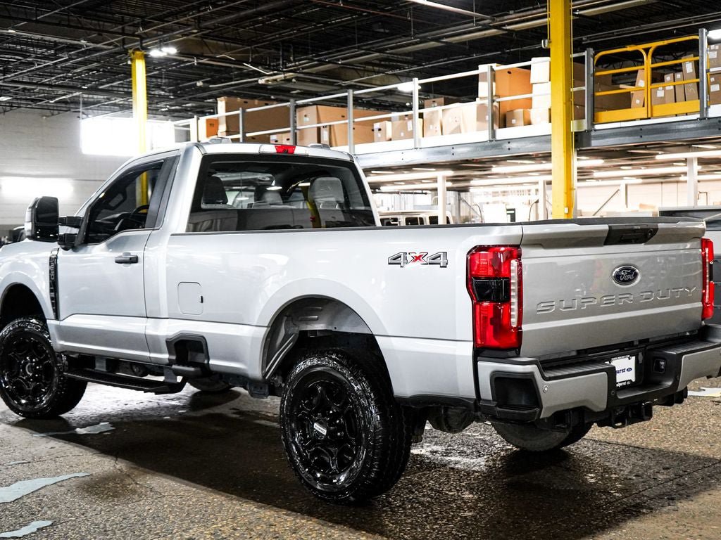 Used 2023 Ford F250 XL w/ STX Appearance Package AWD/4WD image 4