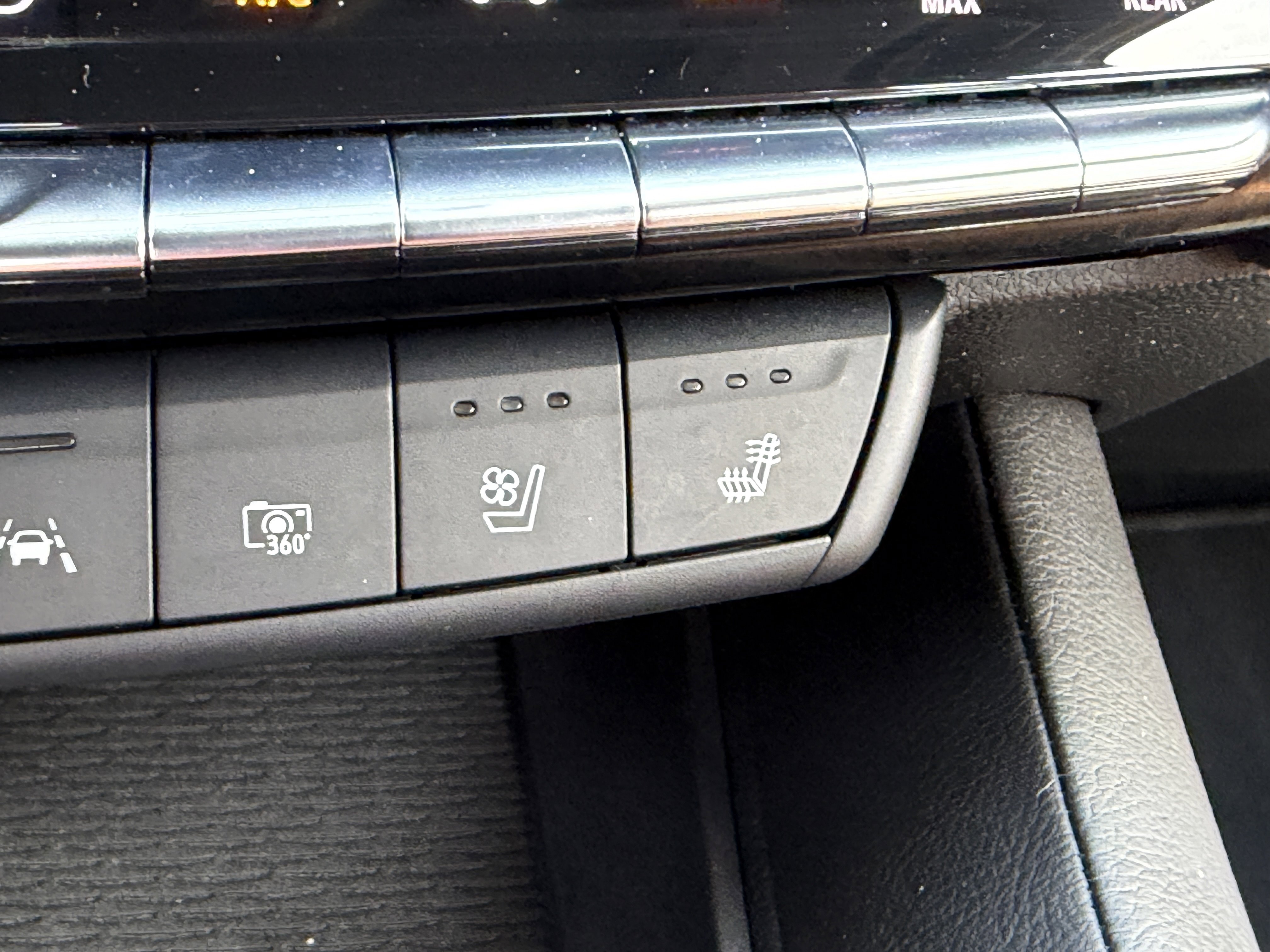 Used 2025 Cadillac CT5 Premium Luxury RWD image 24