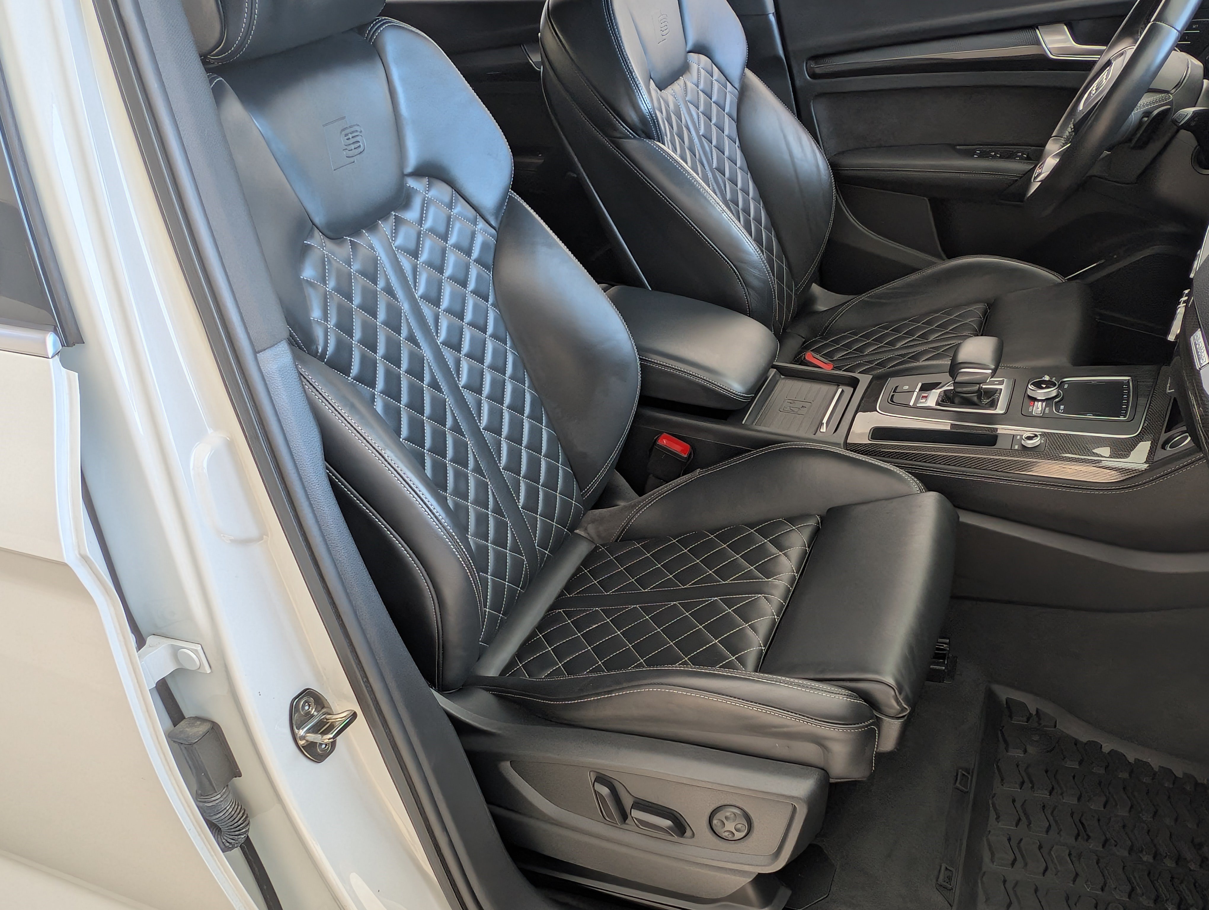 Used 2019 Audi SQ5 Premium Plus AWD/4WD image 21