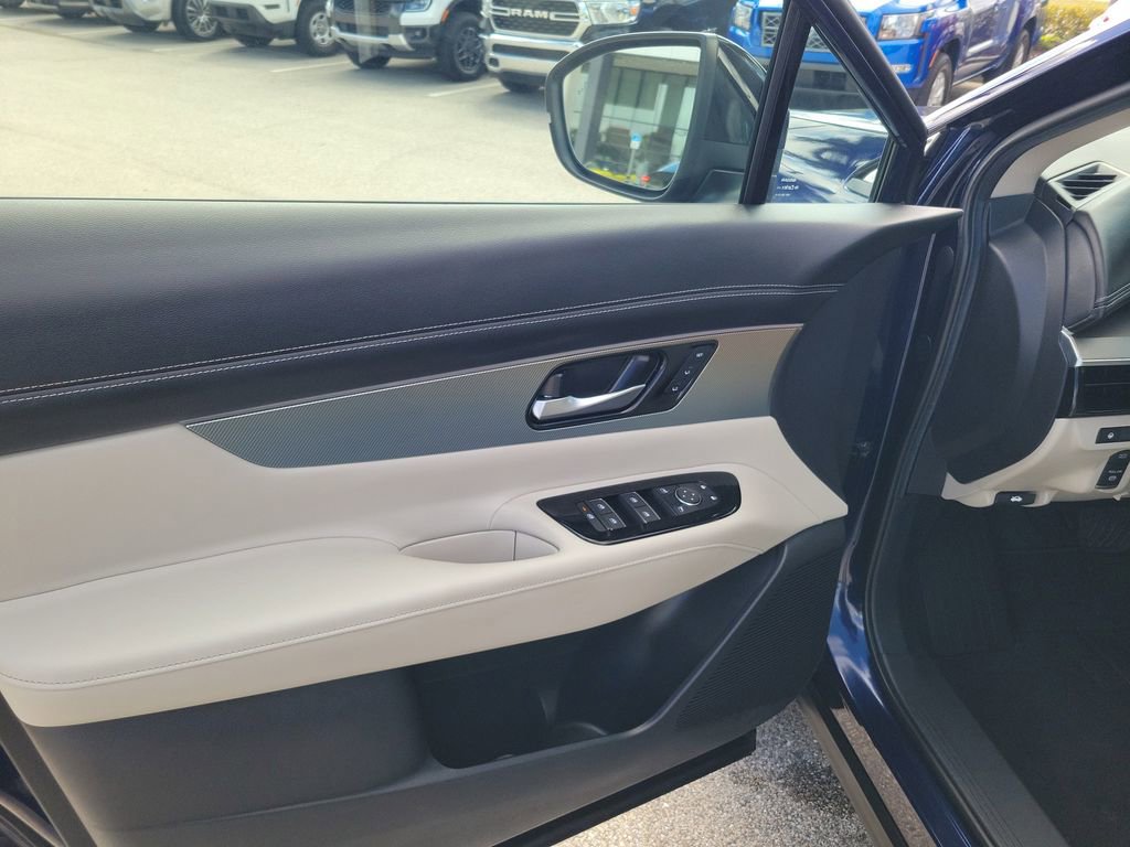 Certified 2025 Nissan Murano SL AWD/4WD image 25