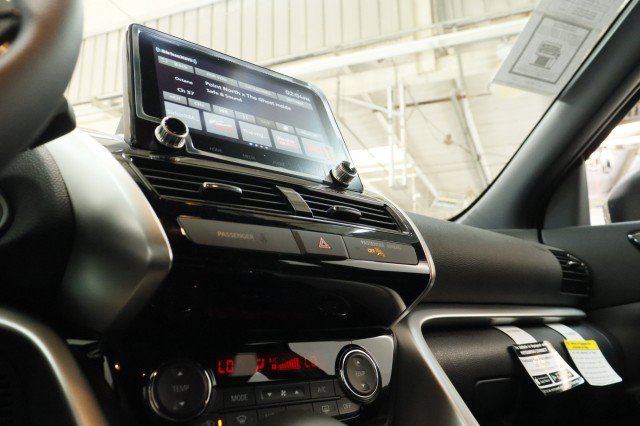 New 2026 Mitsubishi Eclipse Cross SEL AWD/4WD image 12