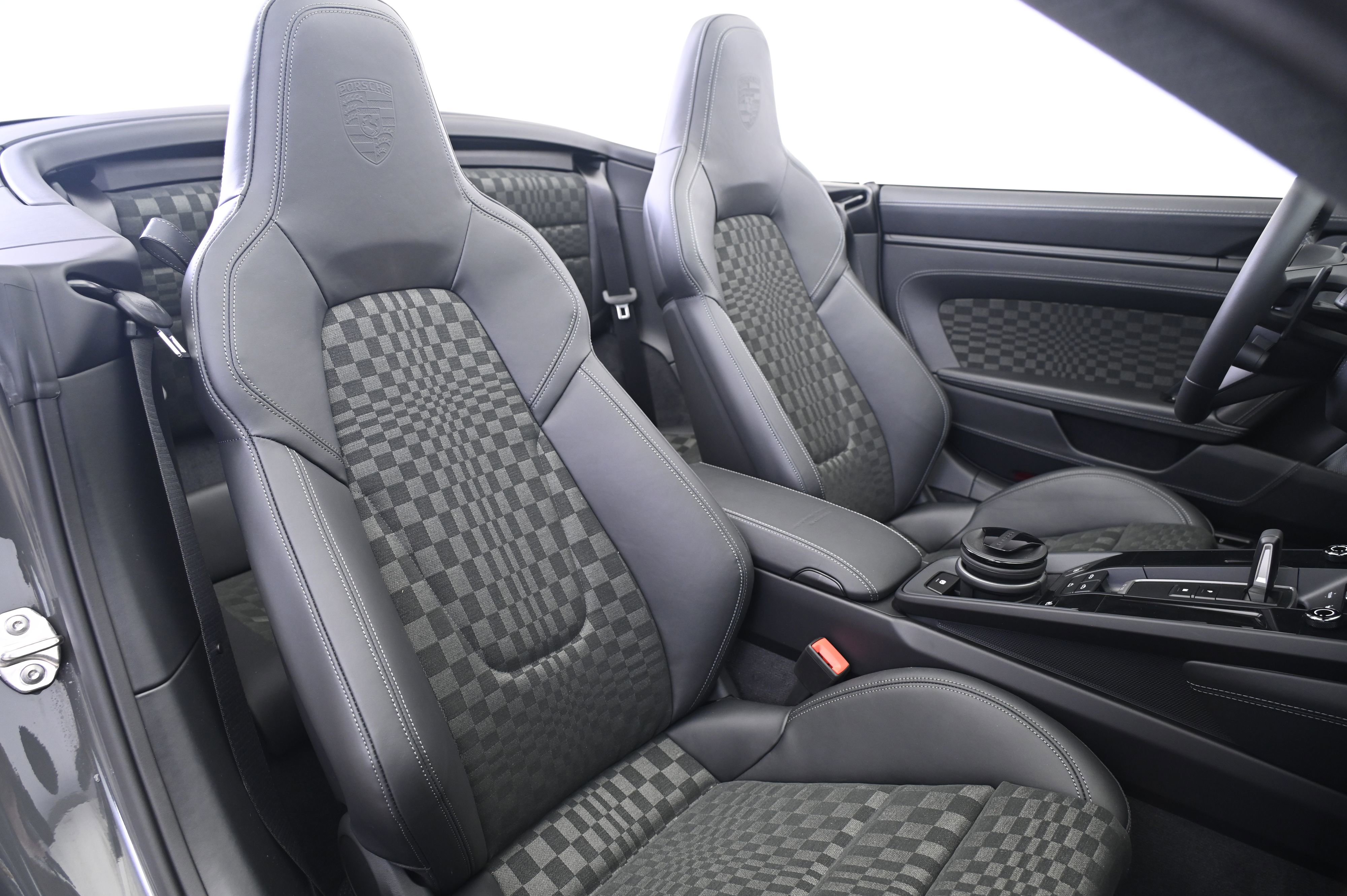 Certified 2026 Porsche 911 GTS image 25