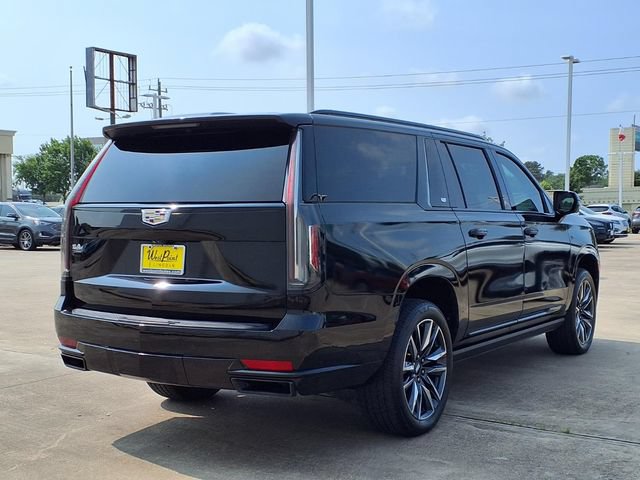 Used 2021 Cadillac Escalade ESV Sport Platinum AWD/4WD image 2