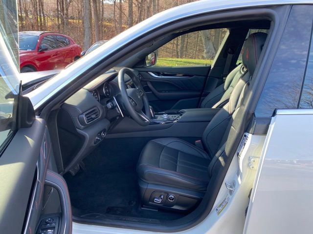 Used 2024 Maserati Levante Modena Ultima image 21