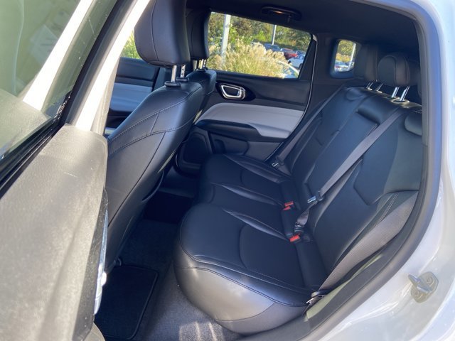 Used 2024 Jeep Compass Limited AWD/4WD image 16
