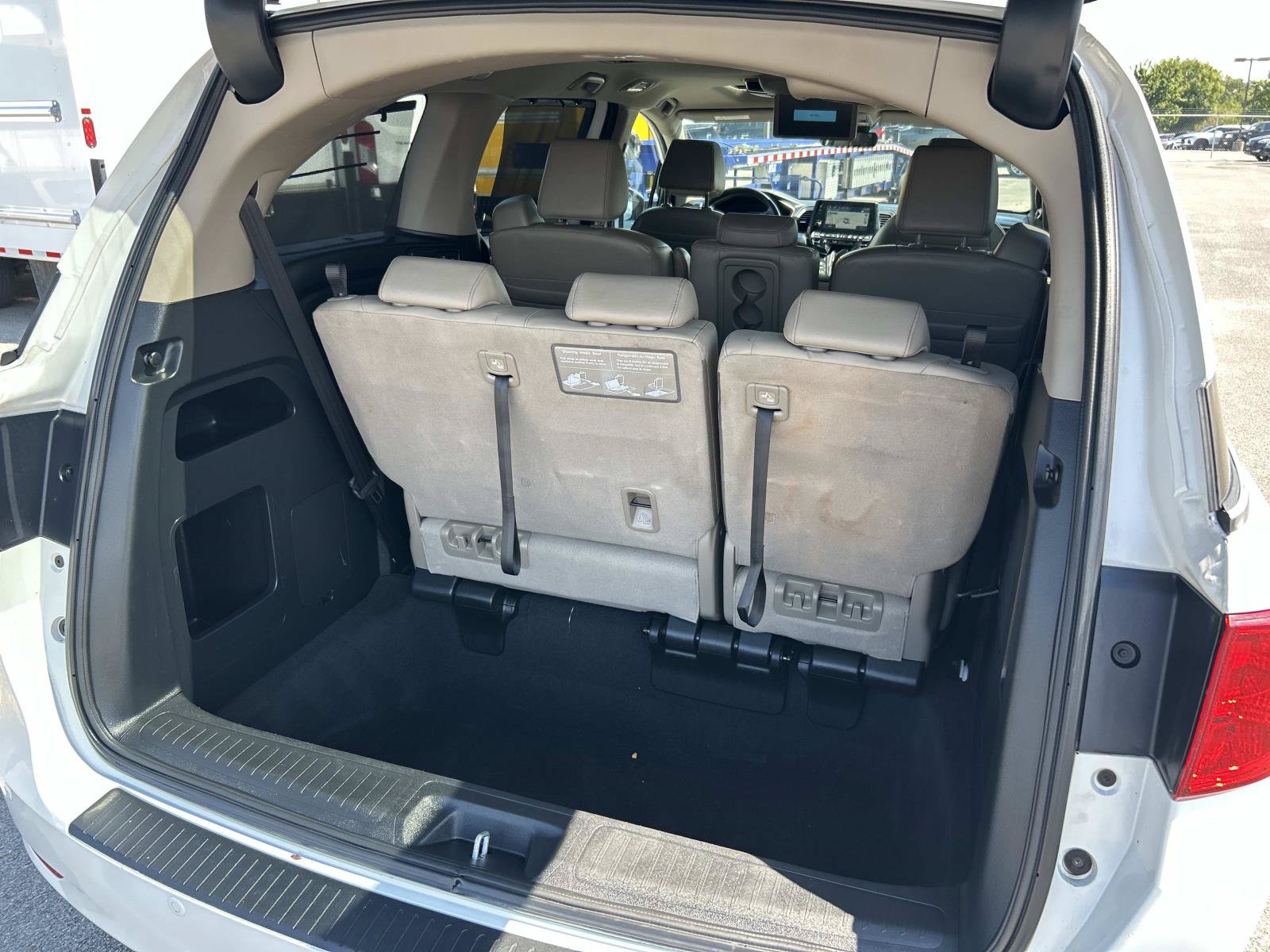 Used 2023 Honda Odyssey Touring image 14