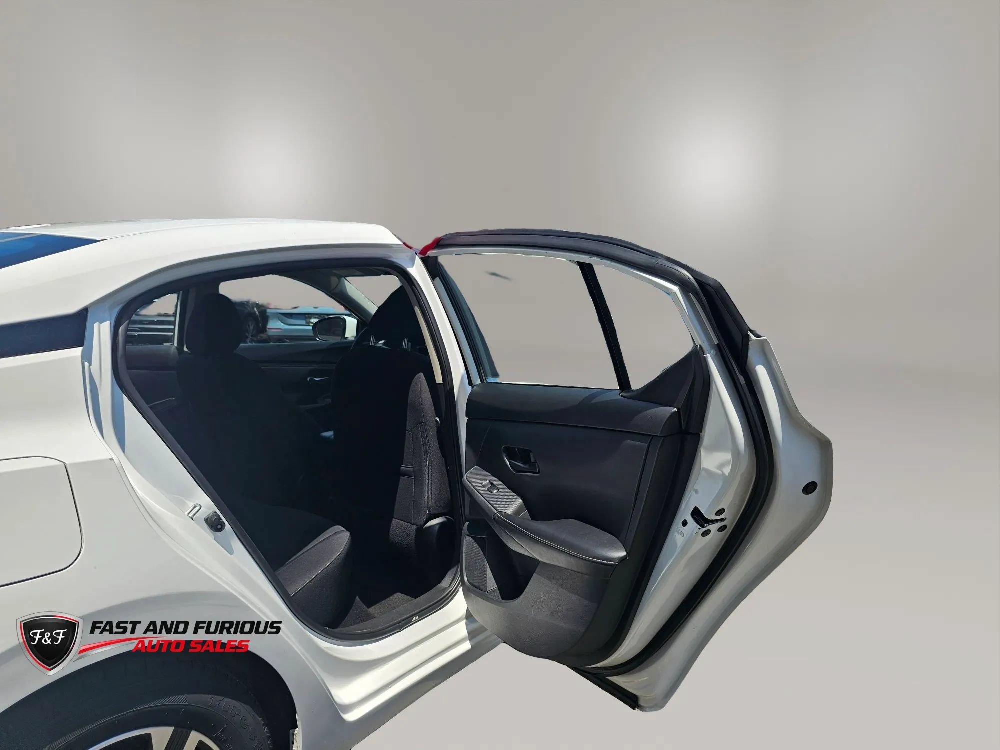 Used 2024 Nissan Sentra SV FWD image 12