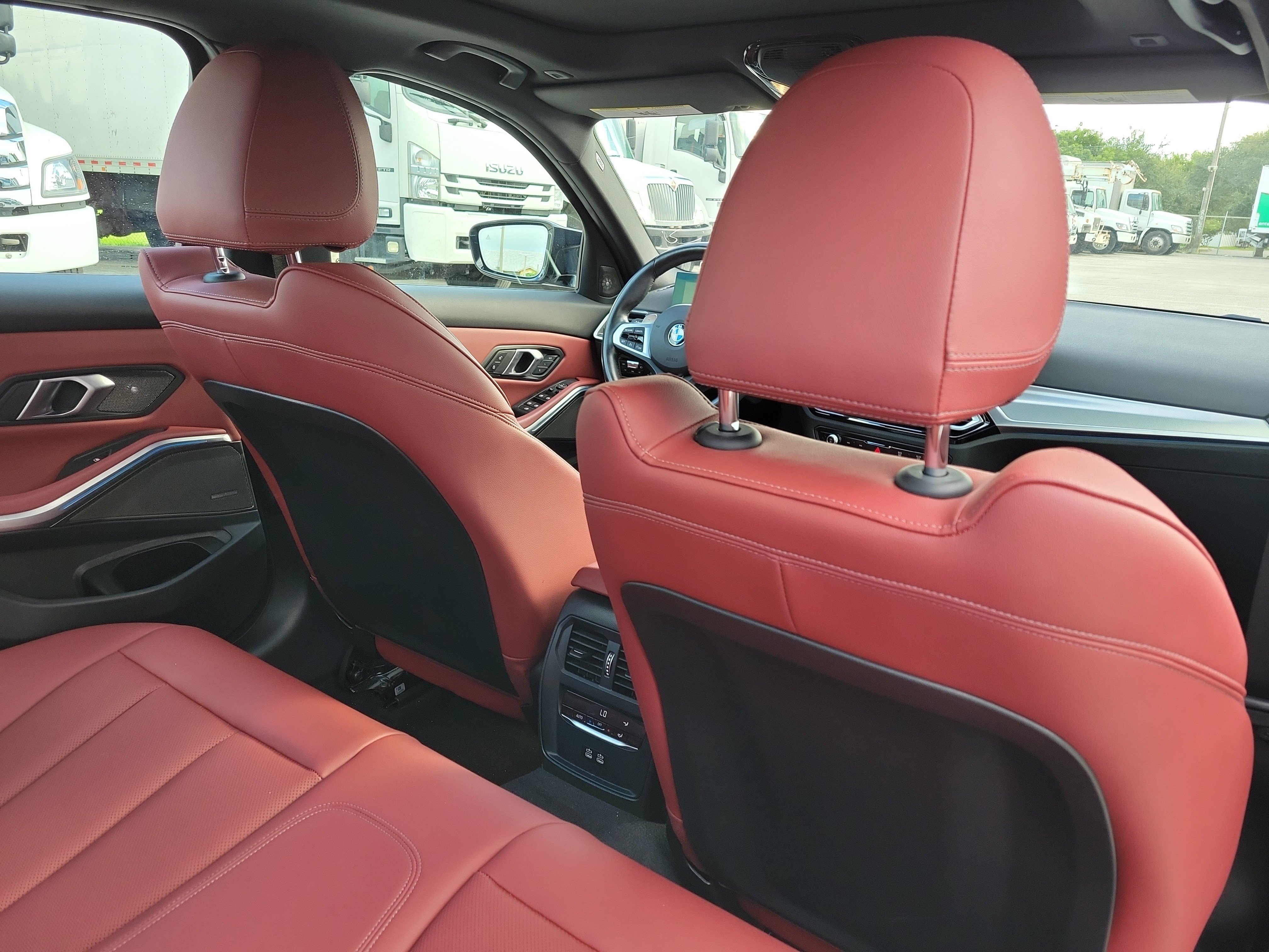 Used 2024 BMW M340i w/ Premium Package RWD image 8