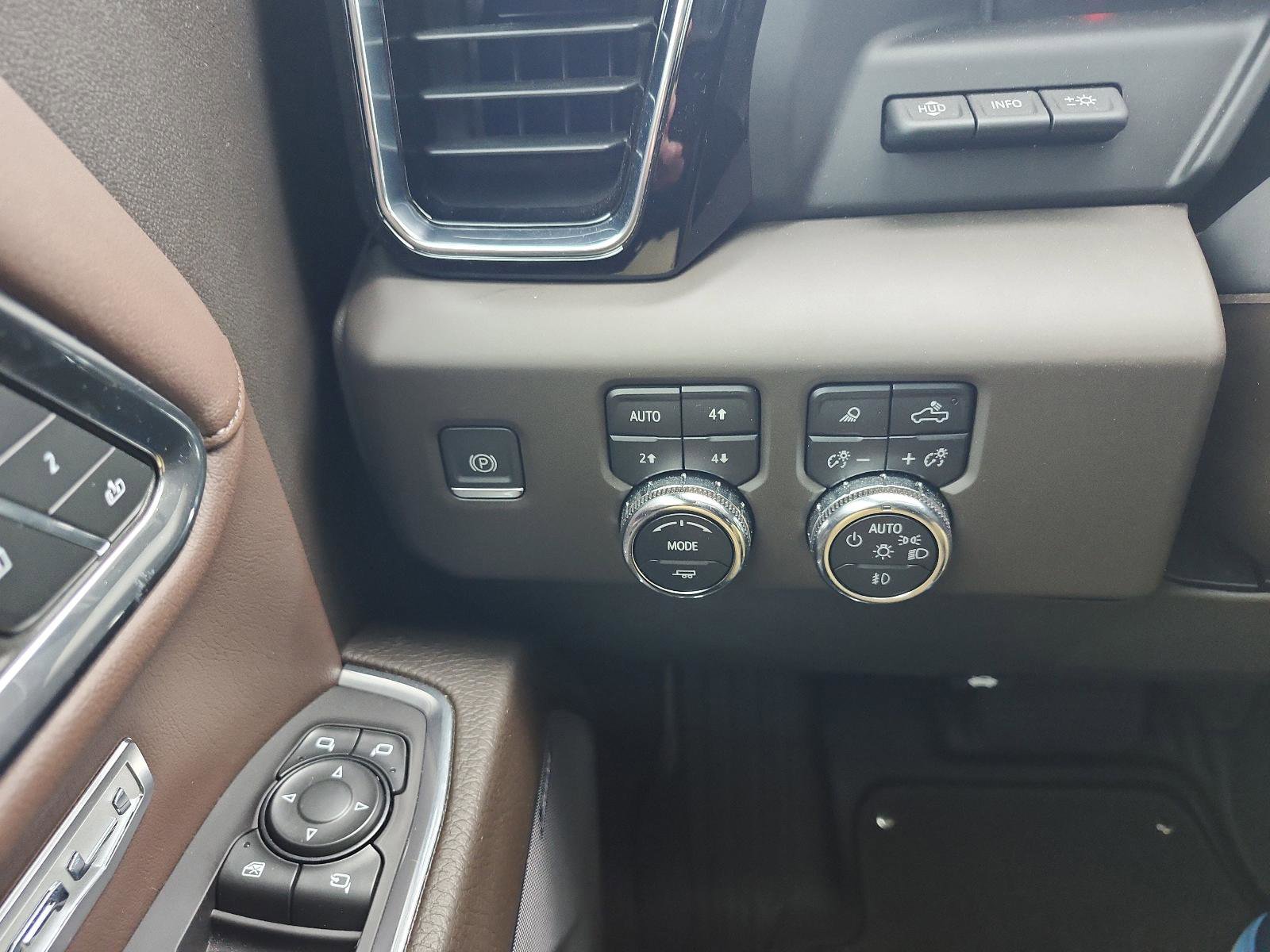 Used 2023 GMC Sierra 1500 Denali w/ Denali Reserve Package image 27