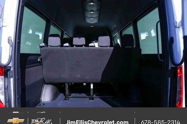 Used 2025 Mercedes-Benz Sprinter 2500 image 4
