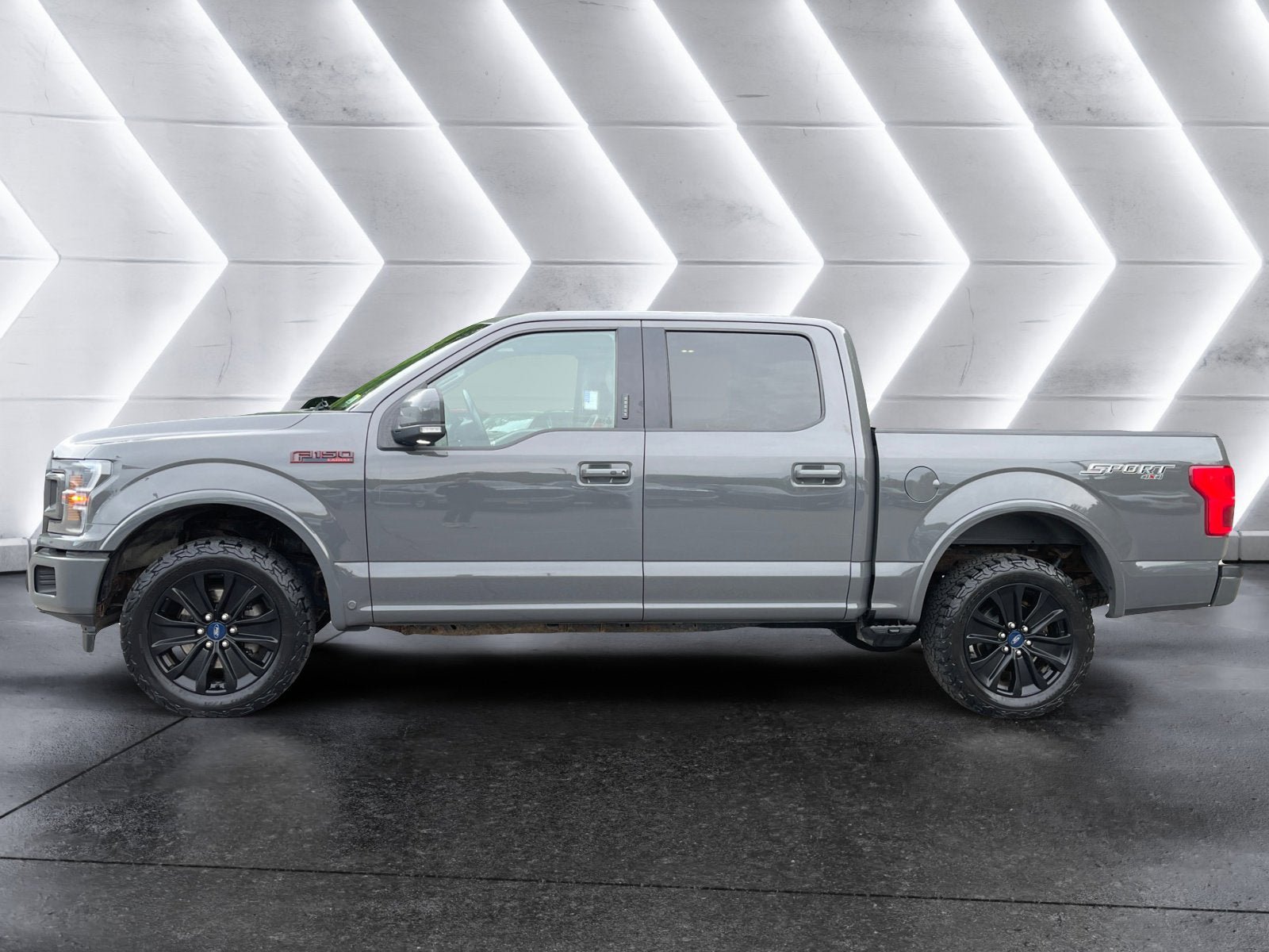 Used 2020 Ford F150 Lariat w/ Equipment Group 502A Luxury AWD/4WD image 3