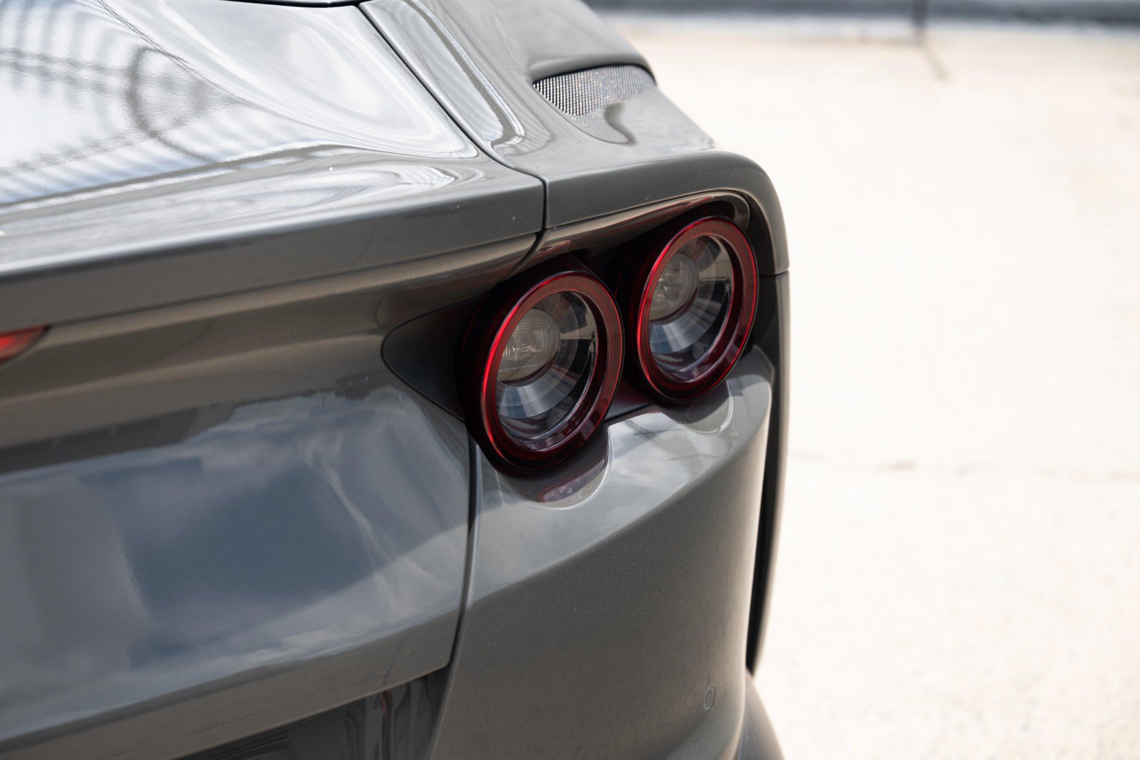 Used 2021 Ferrari 812 GTS RWD image 25
