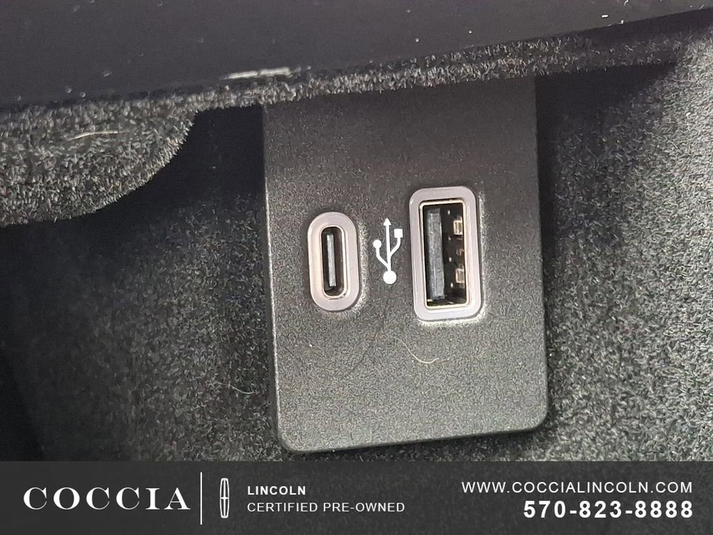 Used 2022 Lincoln Nautilus Reserve image 26