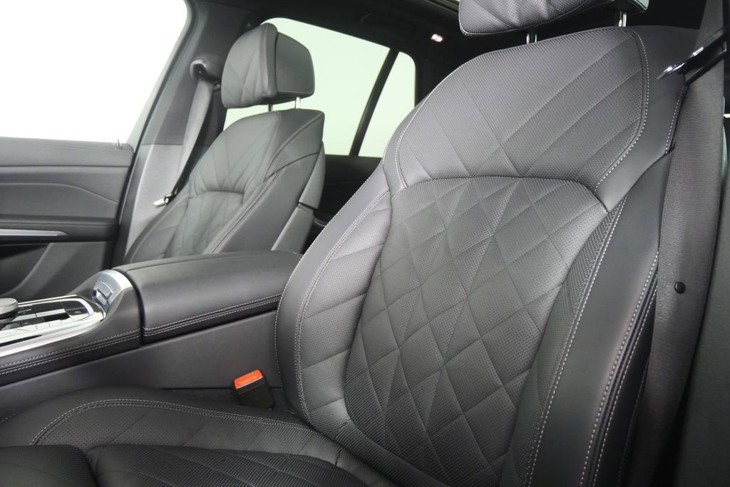 Certified 2025 BMW X5 xDrive40i image 10