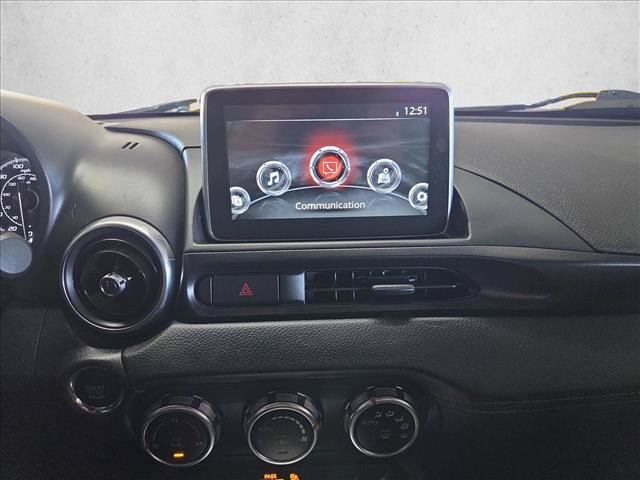 Used 2017 FIAT 124 Spider Abarth RWD image 14