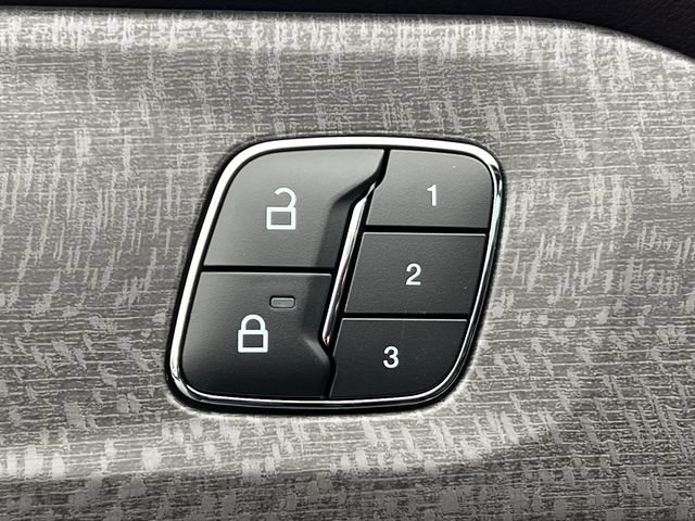 New 2026 Ford Explorer Platinum AWD/4WD image 18