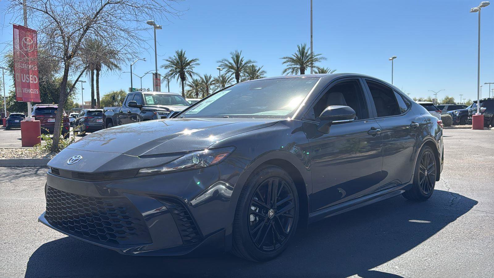 Certified 2025 Toyota Camry SE w/ Convenience Package image 3