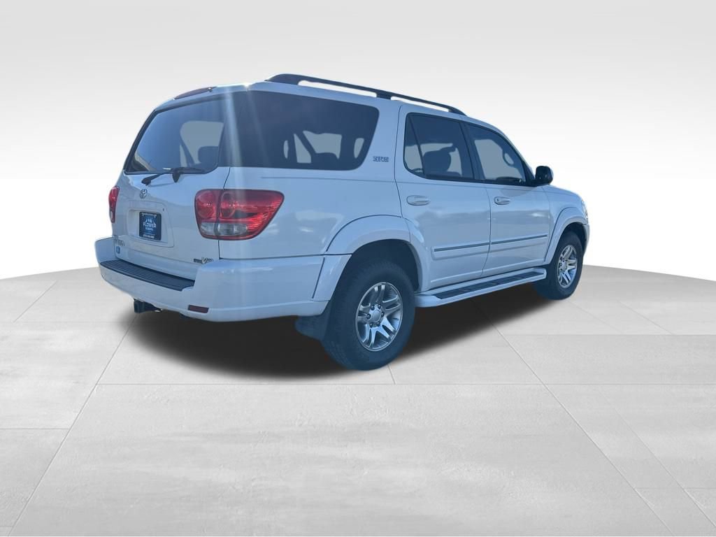 Used 2005 Toyota Sequoia SR5 image 7