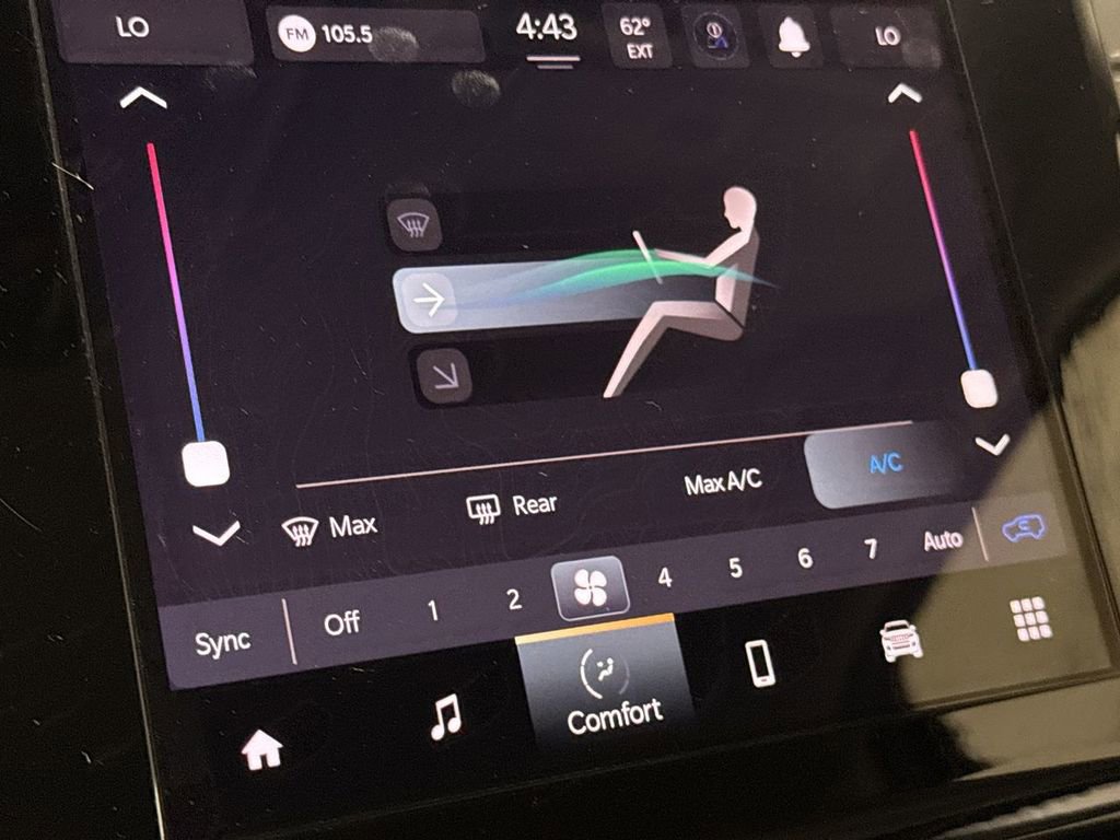 Used 2023 Jeep Grand Cherokee Laredo image 15