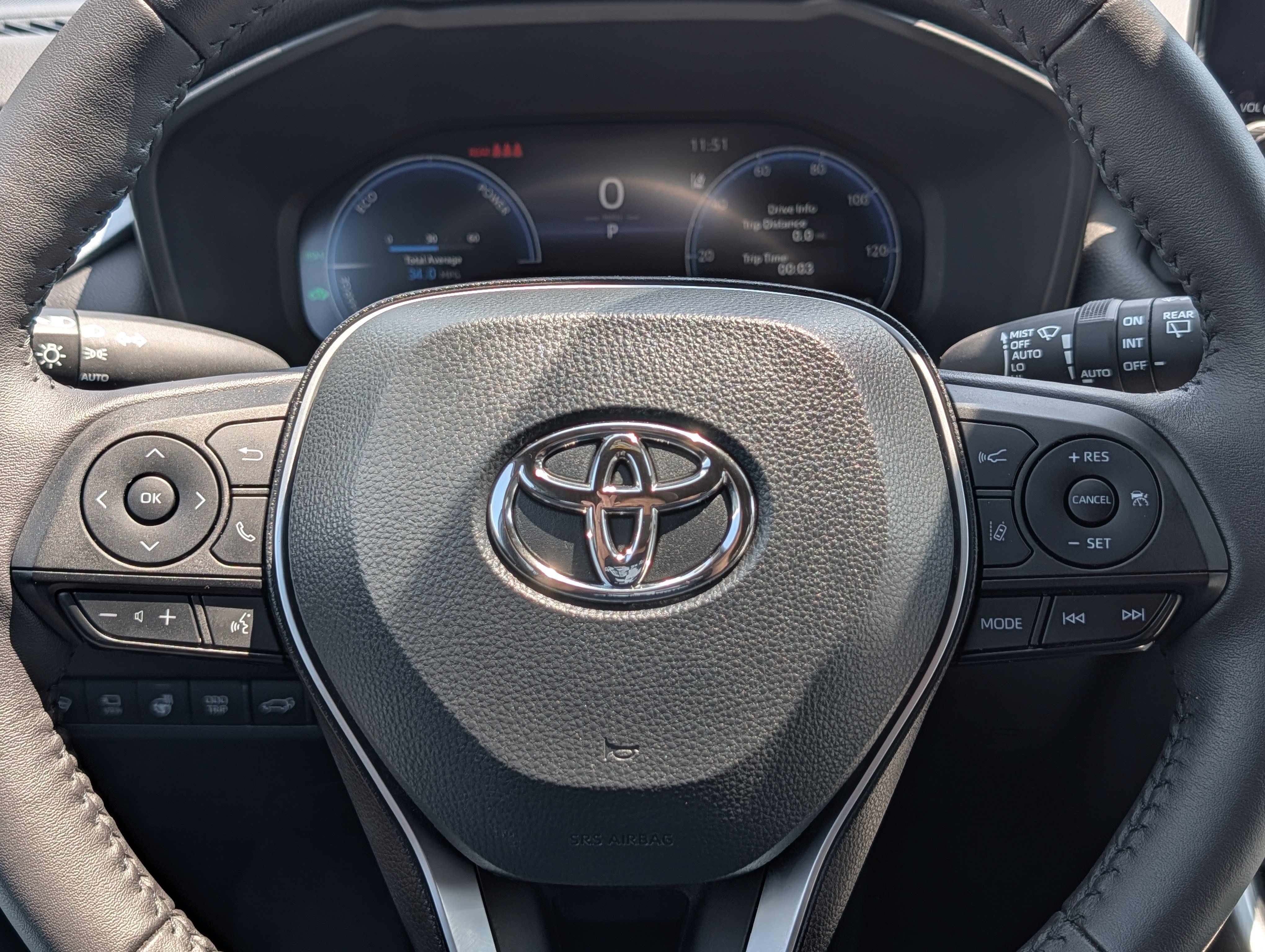 Used 2023 Toyota RAV4 XSE AWD/4WD image 25