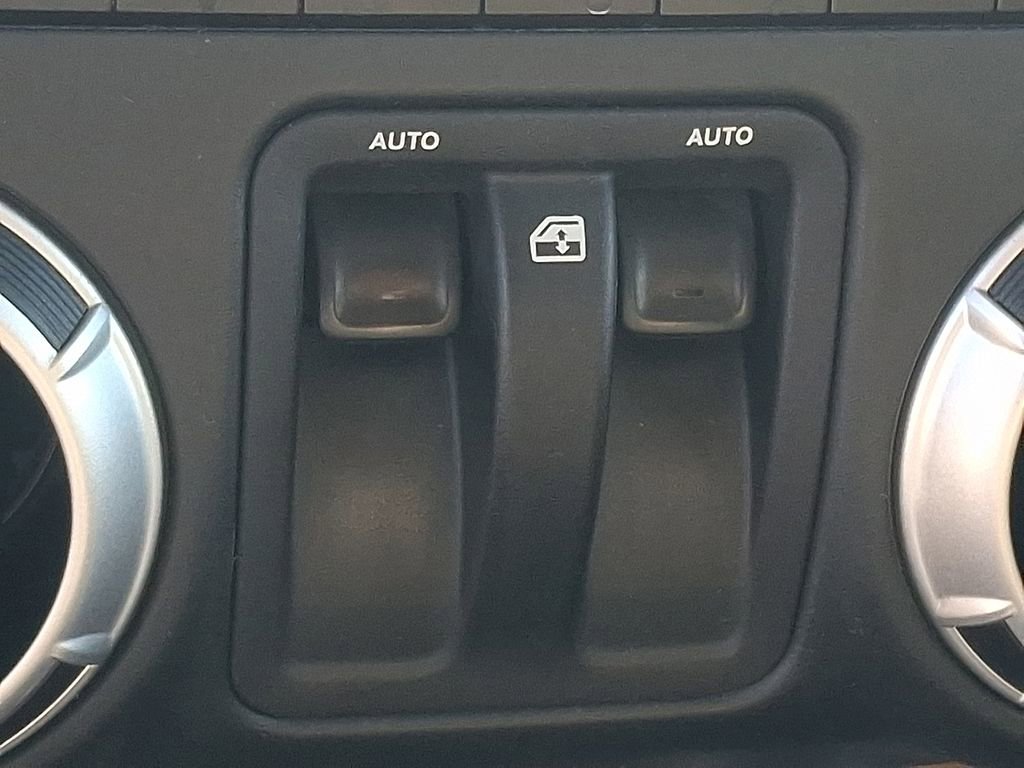 Used 2013 Jeep Wrangler Sahara w/ Dual Top Group image 21