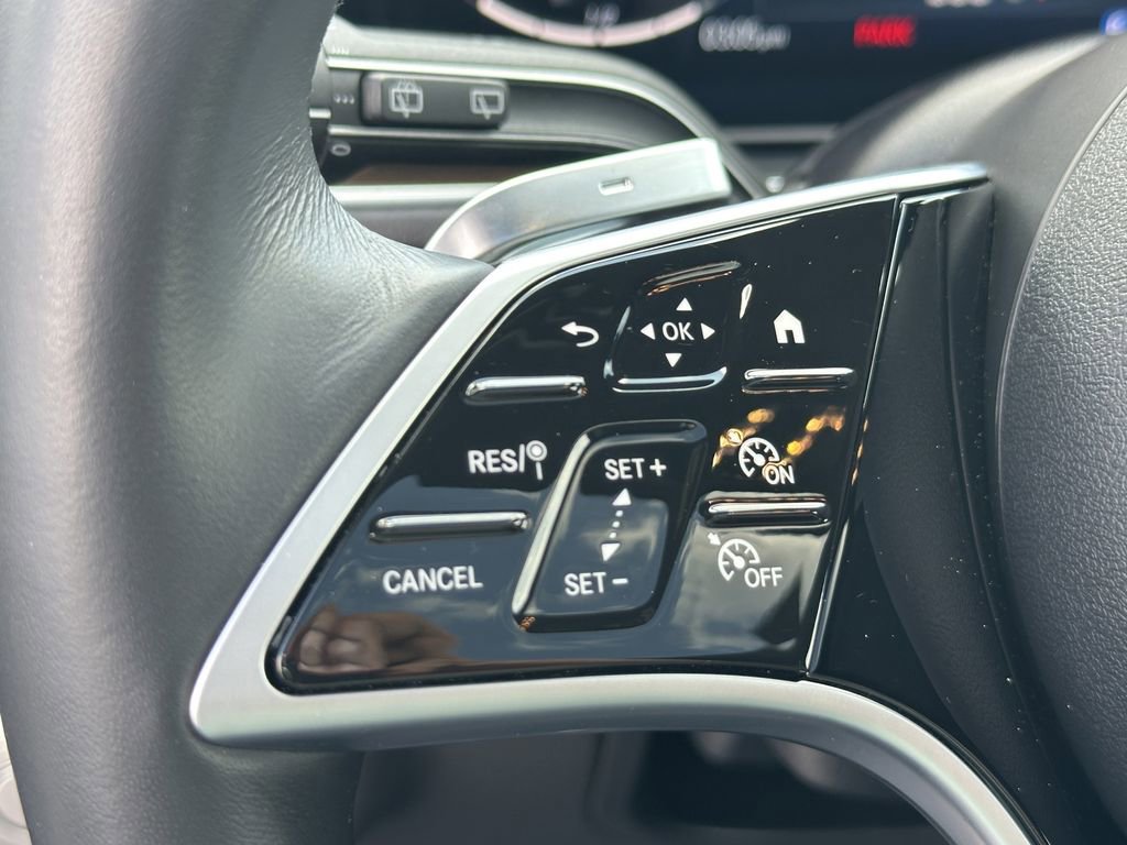 Certified 2025 Mercedes-Benz GLE 450 4MATIC image 28