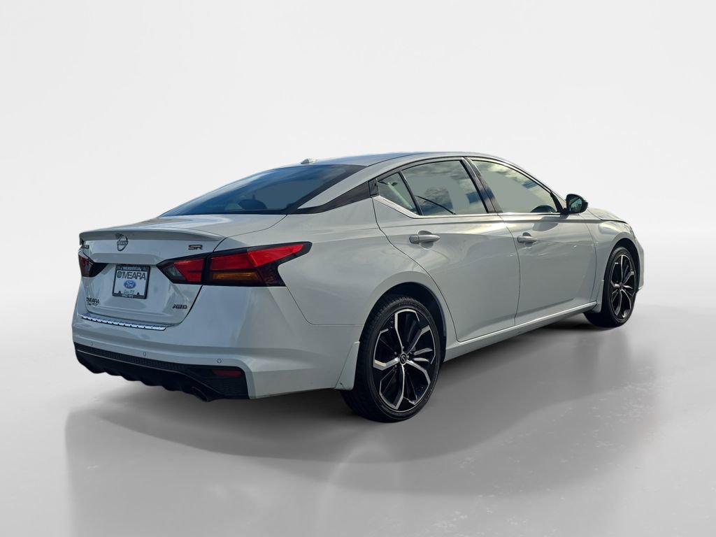 Used 2023 Nissan Altima 2.5 SR image 5