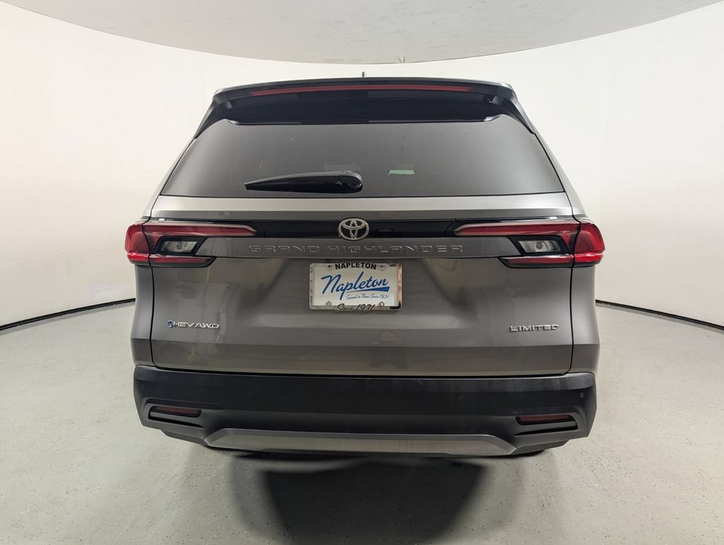 Used 2025 Toyota Grand Highlander AWD Hybrid image 7