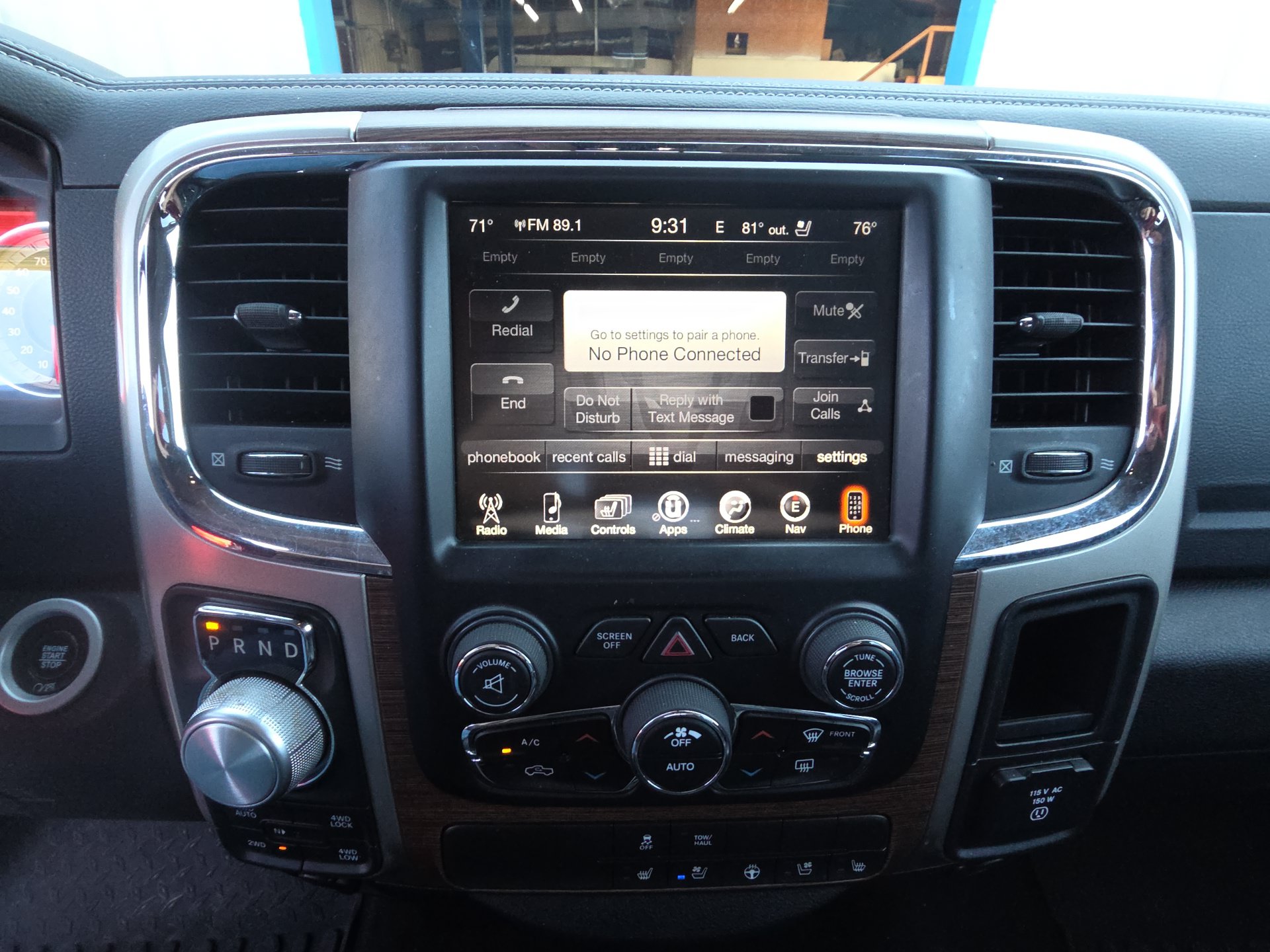 Used 2017 RAM 1500 Laramie w/ Convenience Group AWD/4WD image 11
