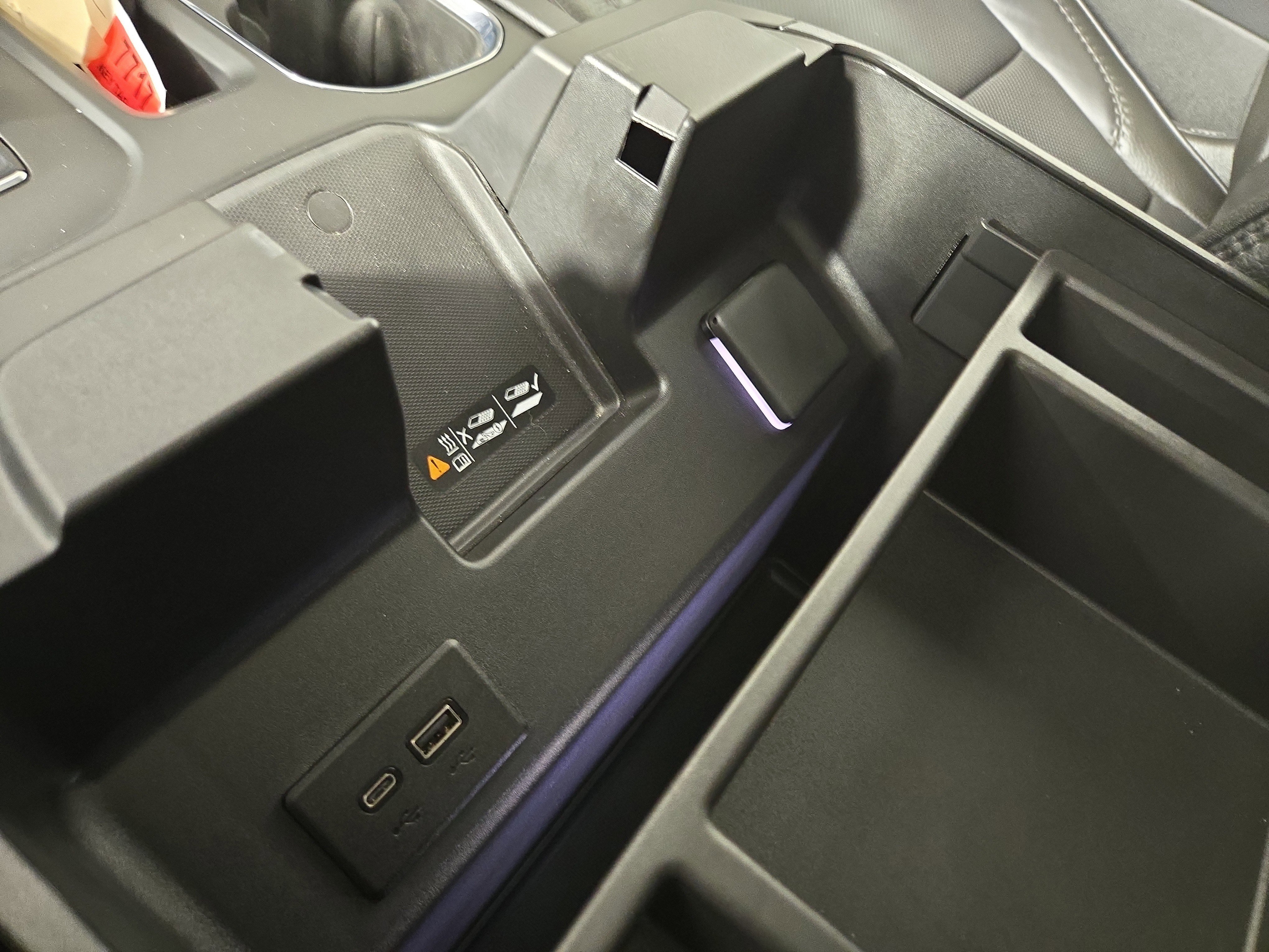 Certified 2025 GMC Sierra 3500 Denali w/ Denali Reserve Package image 30